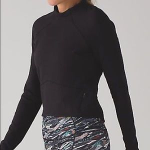Lululemon Hill And Valley Mock Neck size 4